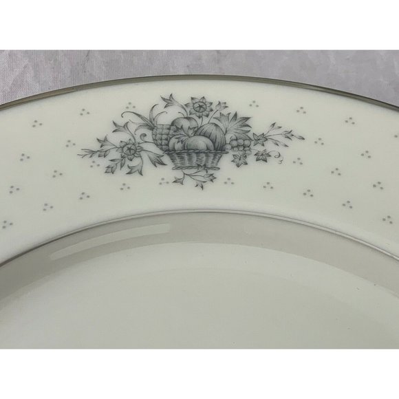 Lenox Beacon Hill China Pair Dinner Plates 10 1/2″ Made 1961 to 1975 - Picture 3 of 8